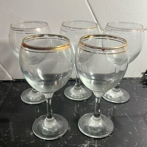 5 cocktail glasses